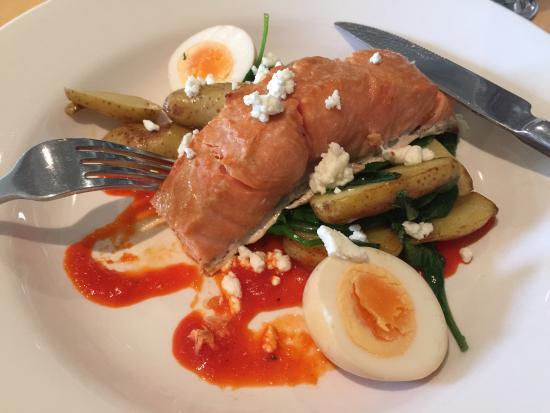 Beach House Hotel-Cafe Bar